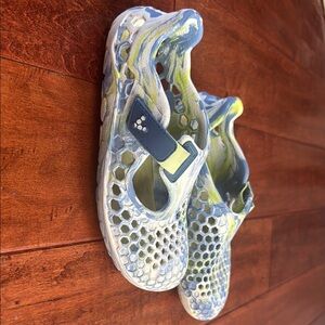 Vivo barefoot sandals kids size 33